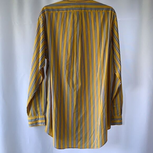 Ralph Lauren button down long sleeve classic fit size medium/15 1/2 - Picture 2 of 7